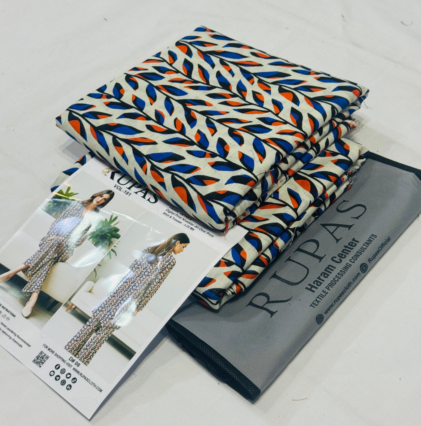 Marwa.pk – Rupas Vol-181 | 2-Piece Khaddar Digital Print Suit